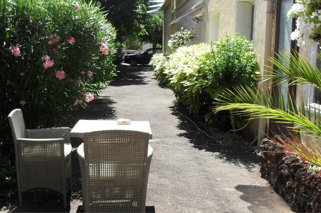 آجد Hotel Le Langue D'Oc المظهر الخارجي الصورة