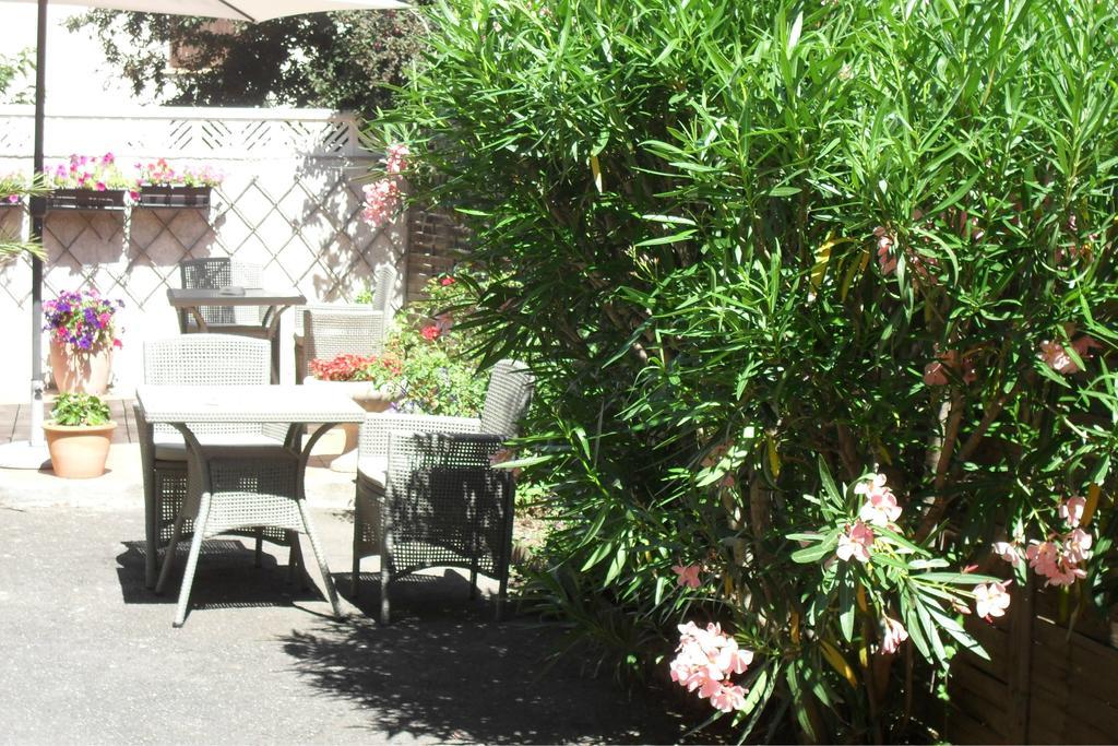آجد Hotel Le Langue D'Oc المظهر الخارجي الصورة