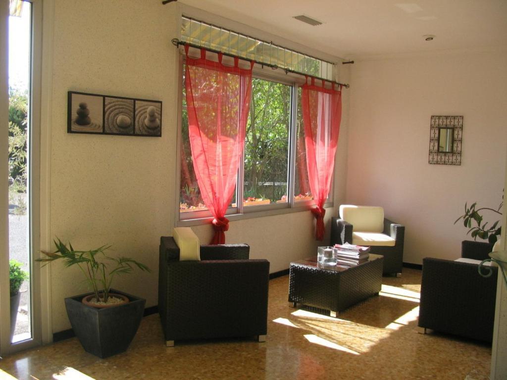 آجد Hotel Le Langue D'Oc المظهر الخارجي الصورة